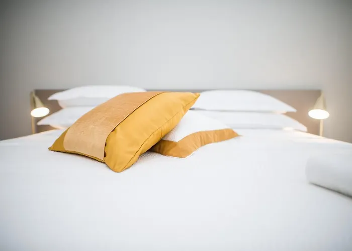 Franco's Spacious - Great Location דירה ספליט