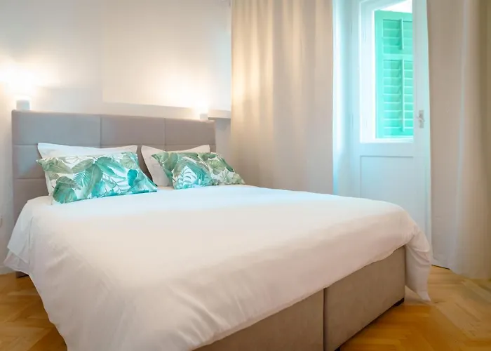 아파트 Franco's Spacious - Great Location 스플리트