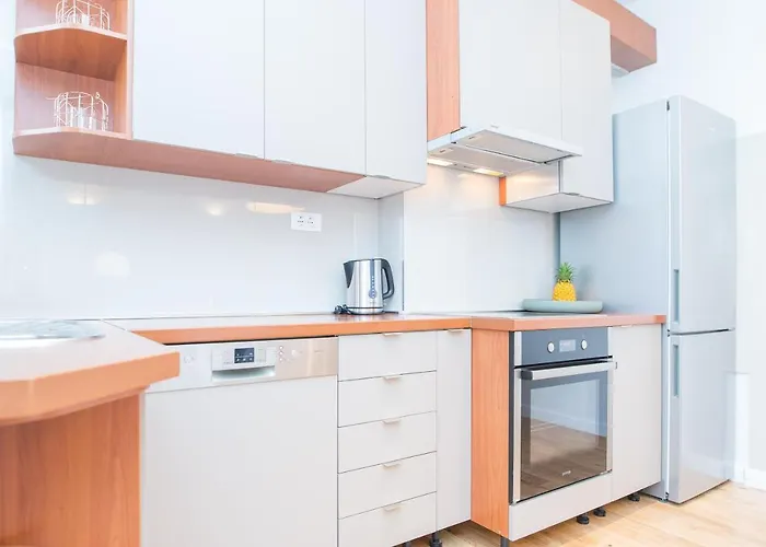 Franco's Spacious - Great Location Lejlighed Split